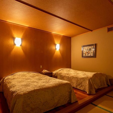 Kinugawa Hotel Mikazuki Nikkō Extérieur photo