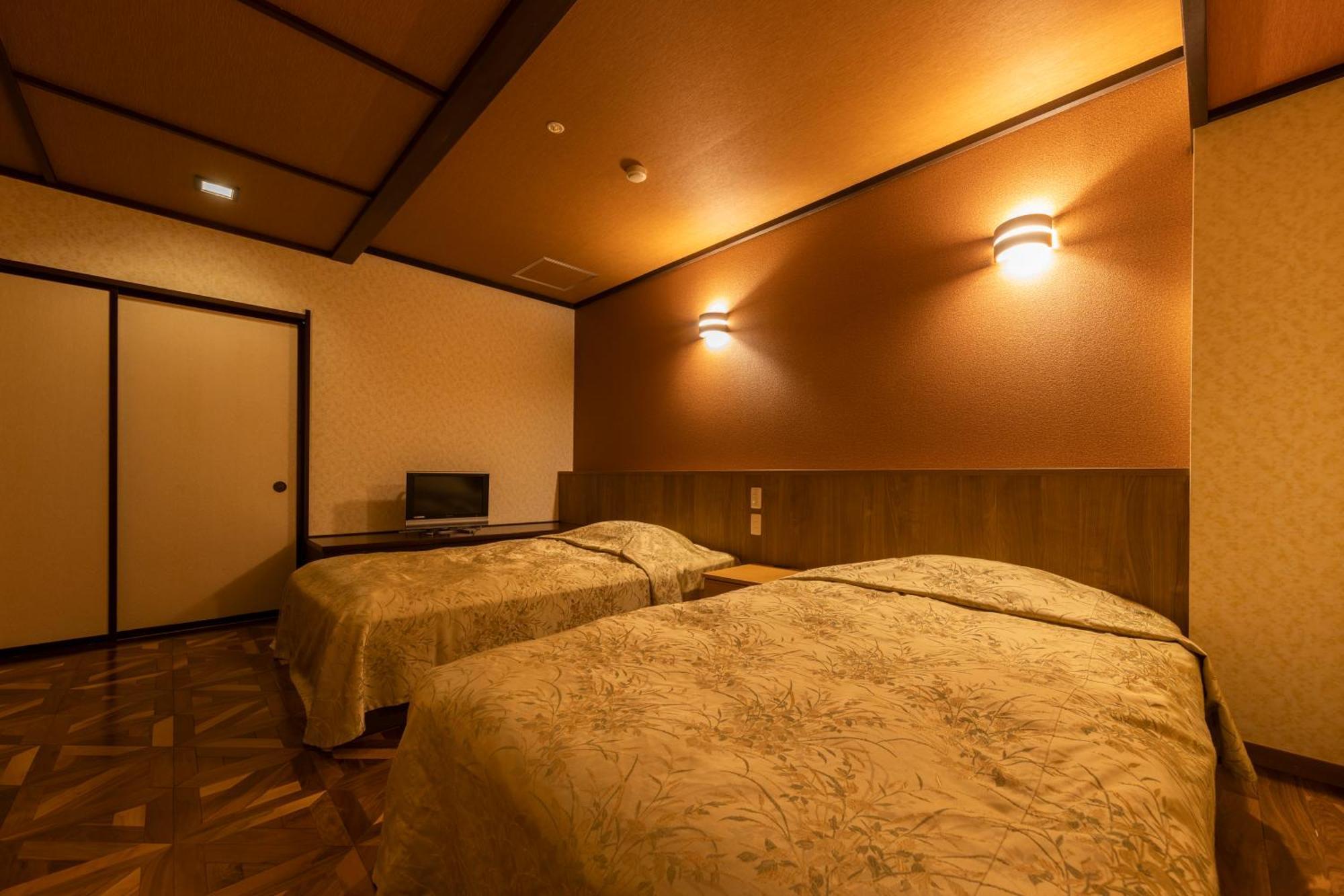 Kinugawa Hotel Mikazuki Nikkō Extérieur photo